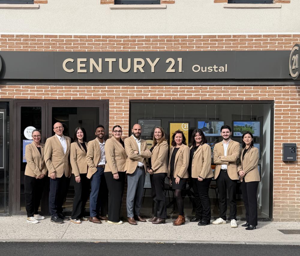 l'équipe de l'agence Oustal