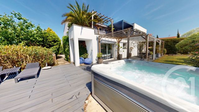 maison à vendre - 6 pièces - 234.19 m2 - BLAGNAC - 31 - MIDI-PYRENEES - Century 21 Oustal