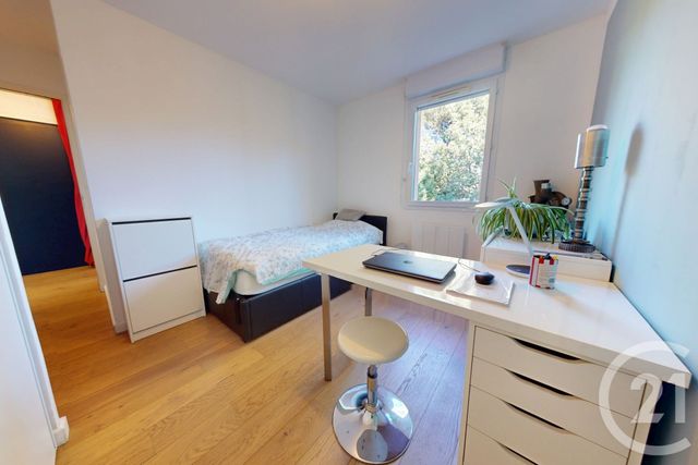 Appartement T4 à vendre - 4 pièces - 66.0 m2 - ST JEAN - 31 - MIDI-PYRENEES - Century 21 Oustal