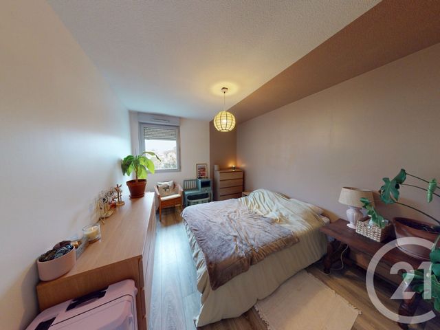 Appartement T3 à vendre - 3 pièces - 67.4 m2 - TOULOUSE - 31 - MIDI-PYRENEES - Century 21 Oustal