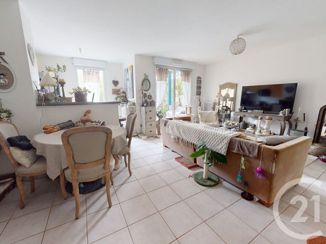 Appartement T3 à vendre - 3 pièces - 61.08 m2 - LA SALVETAT ST GILLES - 31 - MIDI-PYRENEES - Century 21 Oustal