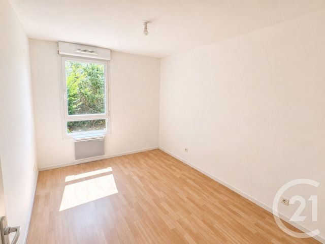Appartement T3 à vendre - 3 pièces - 61.08 m2 - LA SALVETAT ST GILLES - 31 - MIDI-PYRENEES - Century 21 Oustal