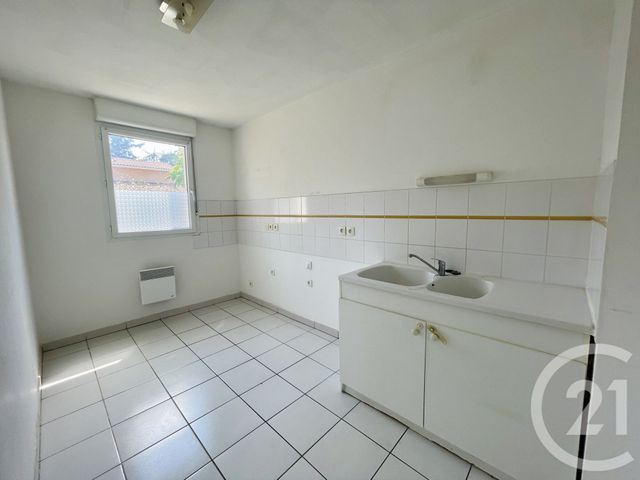 Appartement T3 à vendre - 3 pièces - 68.0 m2 - ST LYS - 31 - MIDI-PYRENEES - Century 21 Oustal