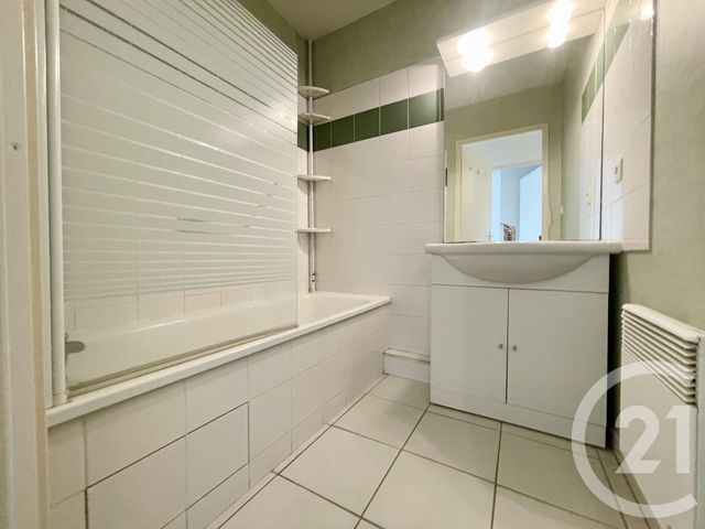 Appartement T3 à vendre - 3 pièces - 68.0 m2 - ST LYS - 31 - MIDI-PYRENEES - Century 21 Oustal