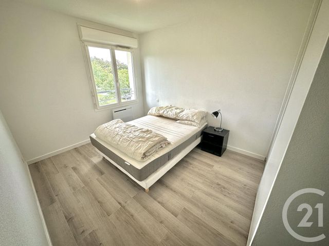 Appartement T3 à louer - 3 pièces - 63.38 m2 - LEGUEVIN - 31 - MIDI-PYRENEES - Century 21 Oustal